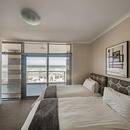 Surferscorner Self Catering Apartments Muizenberg Esterno foto