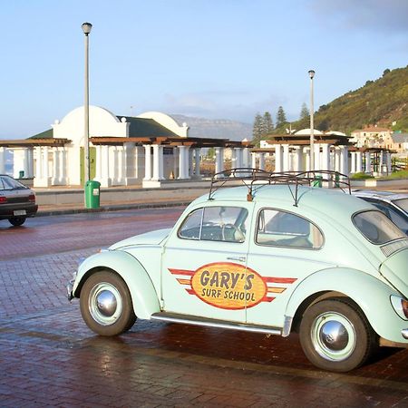 Surferscorner Self Catering Apartments Muizenberg Esterno foto
