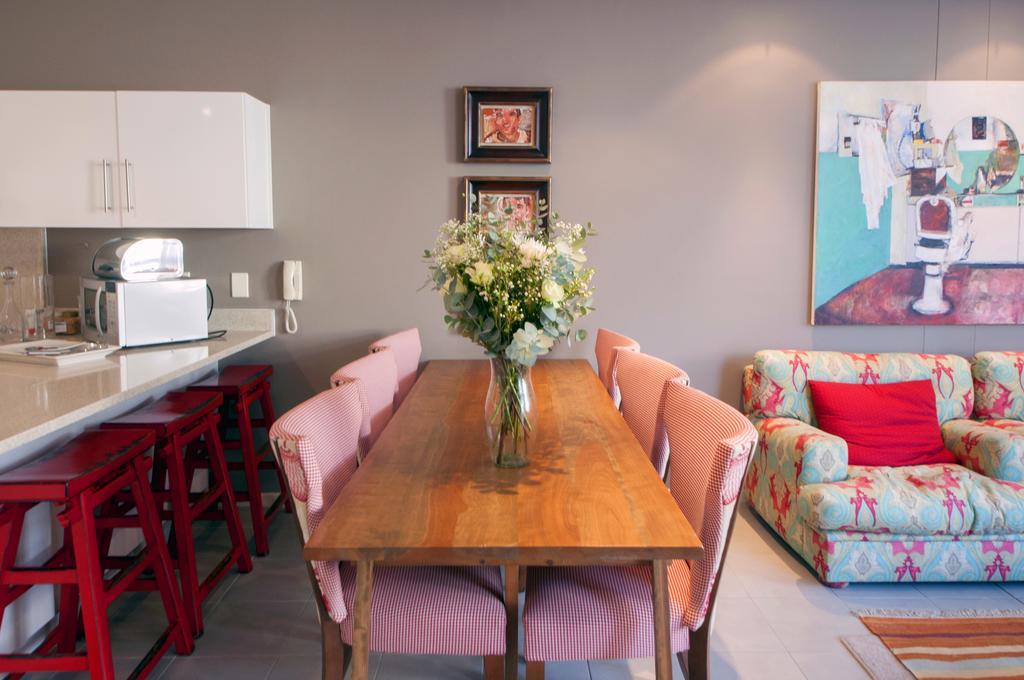 Surferscorner Self Catering Apartments Muizenberg Camera foto