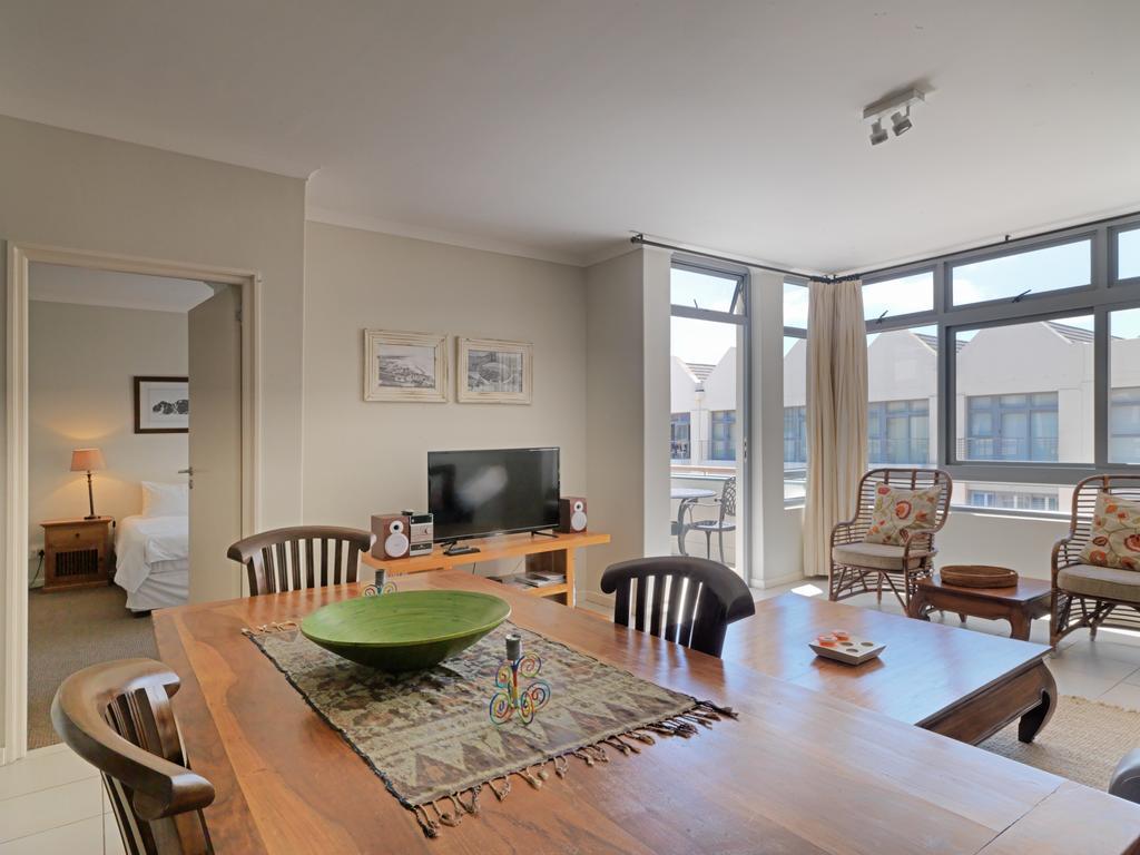 Surferscorner Self Catering Apartments Muizenberg Esterno foto