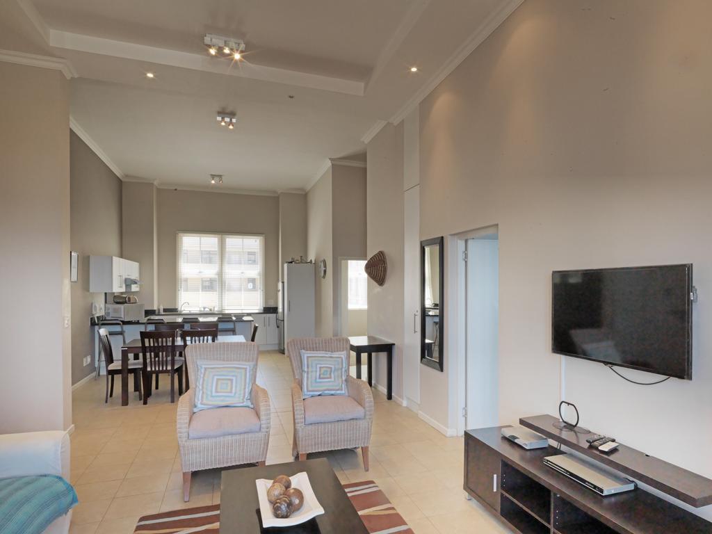 Surferscorner Self Catering Apartments Muizenberg Esterno foto