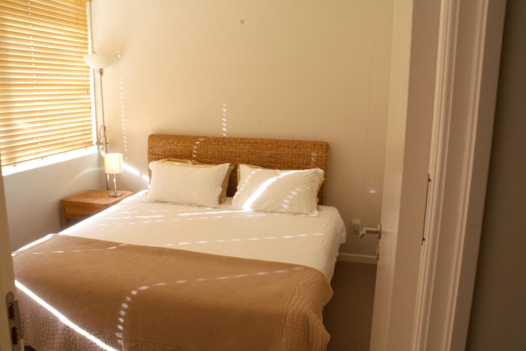 Surferscorner Self Catering Apartments Muizenberg Esterno foto