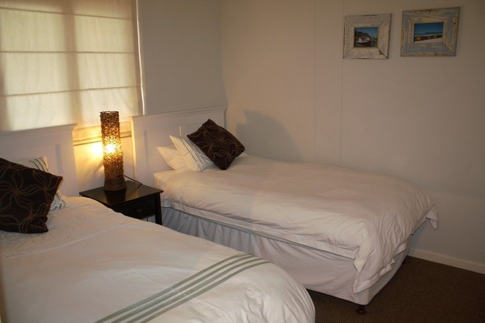 Surferscorner Self Catering Apartments Muizenberg Esterno foto